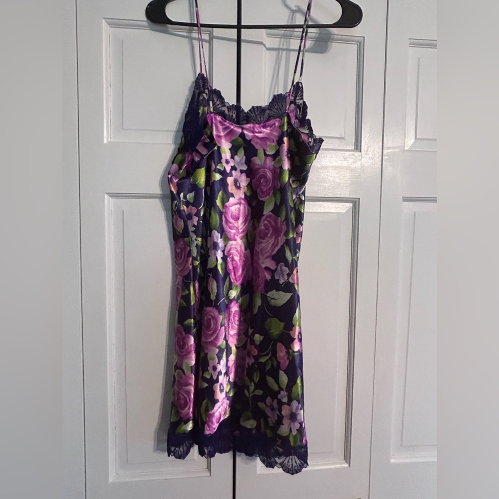 Vs Silky nightgown